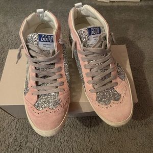 Golden Goose mid star sneakers. Pink and silver glitter